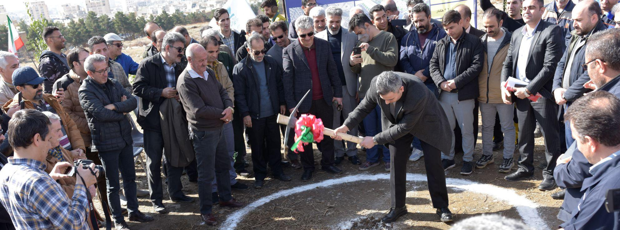 مراسم کنلگ‌زنی پروژۀ مسکن دانشگاه هنر ایران